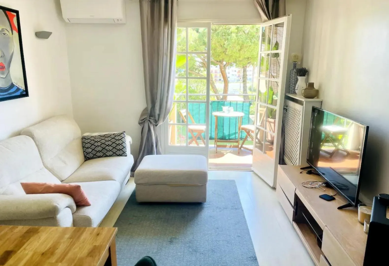 Superb Apartment In Provenzal Residence With Pool Antibes France