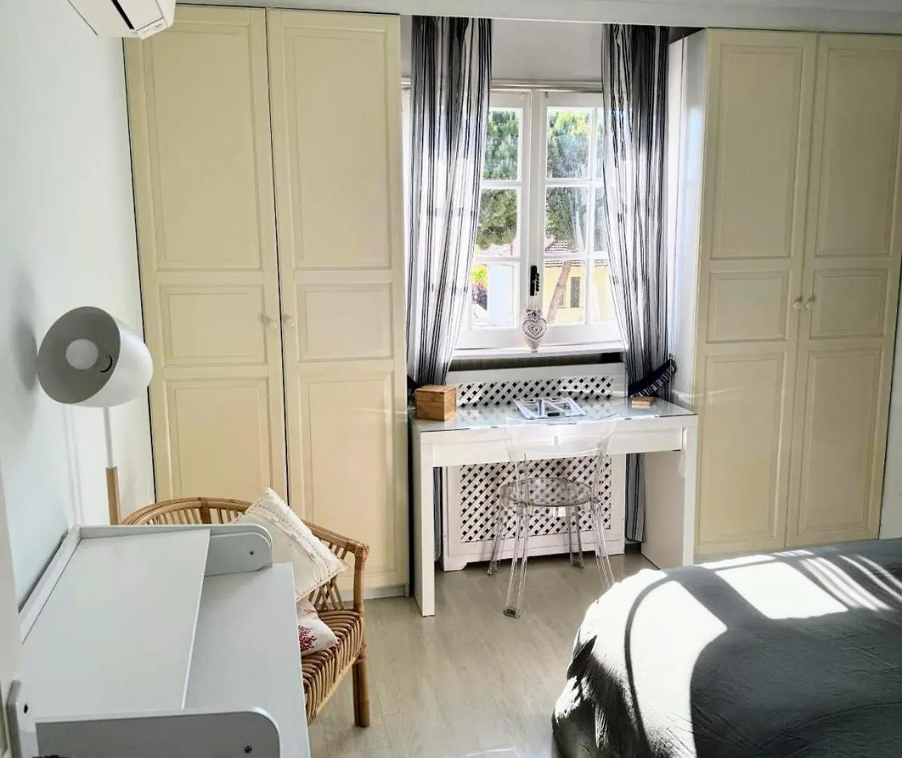 Superb Apartment In Provenzal Residence With Pool Antibes