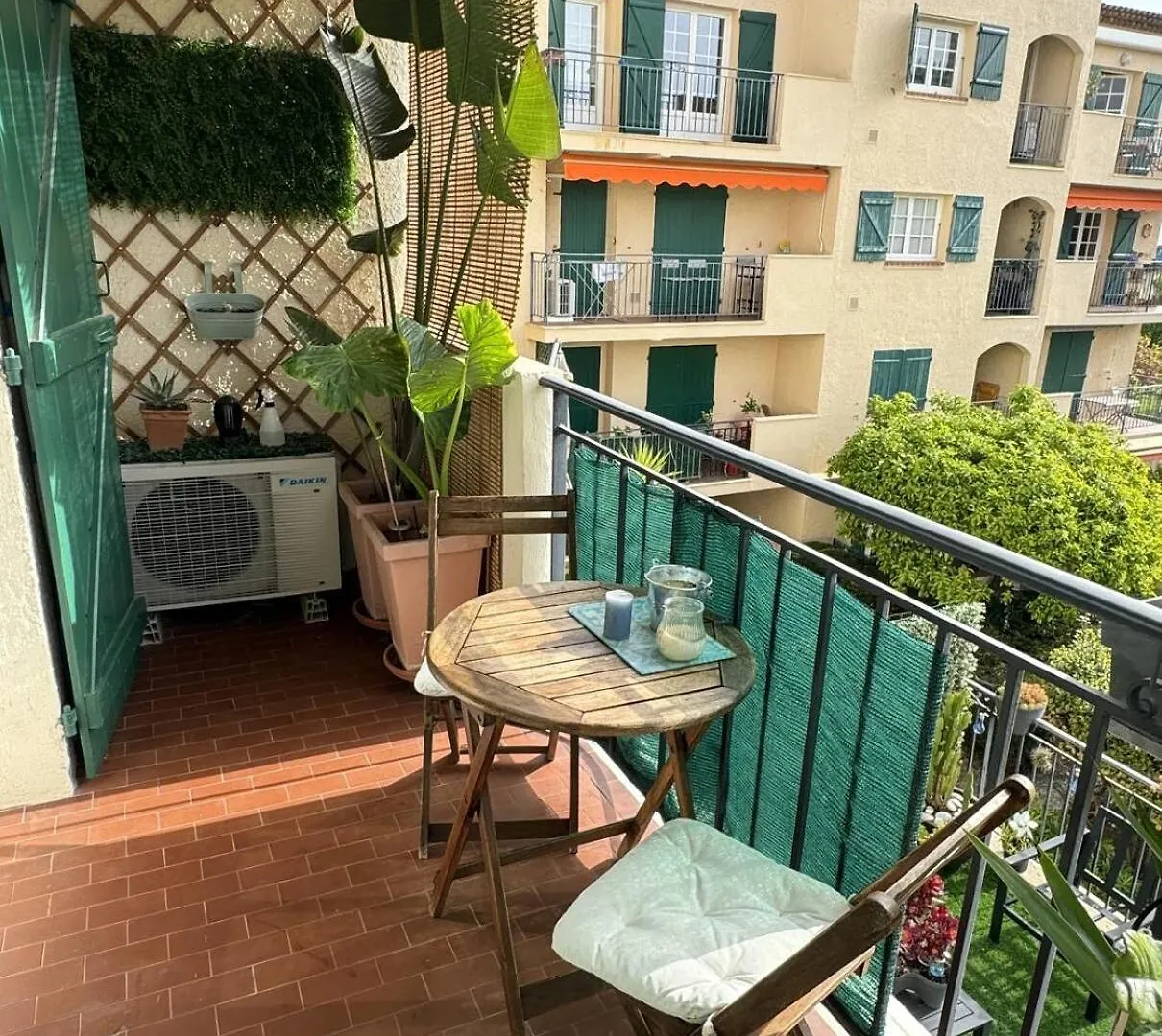 Superb Apartment In Provenzal Residence With Pool Antibes