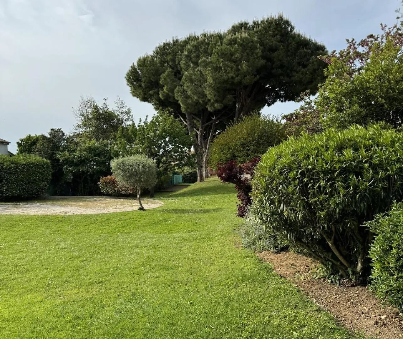 Superb Apartment In Provenzal Residence With Pool Antibes