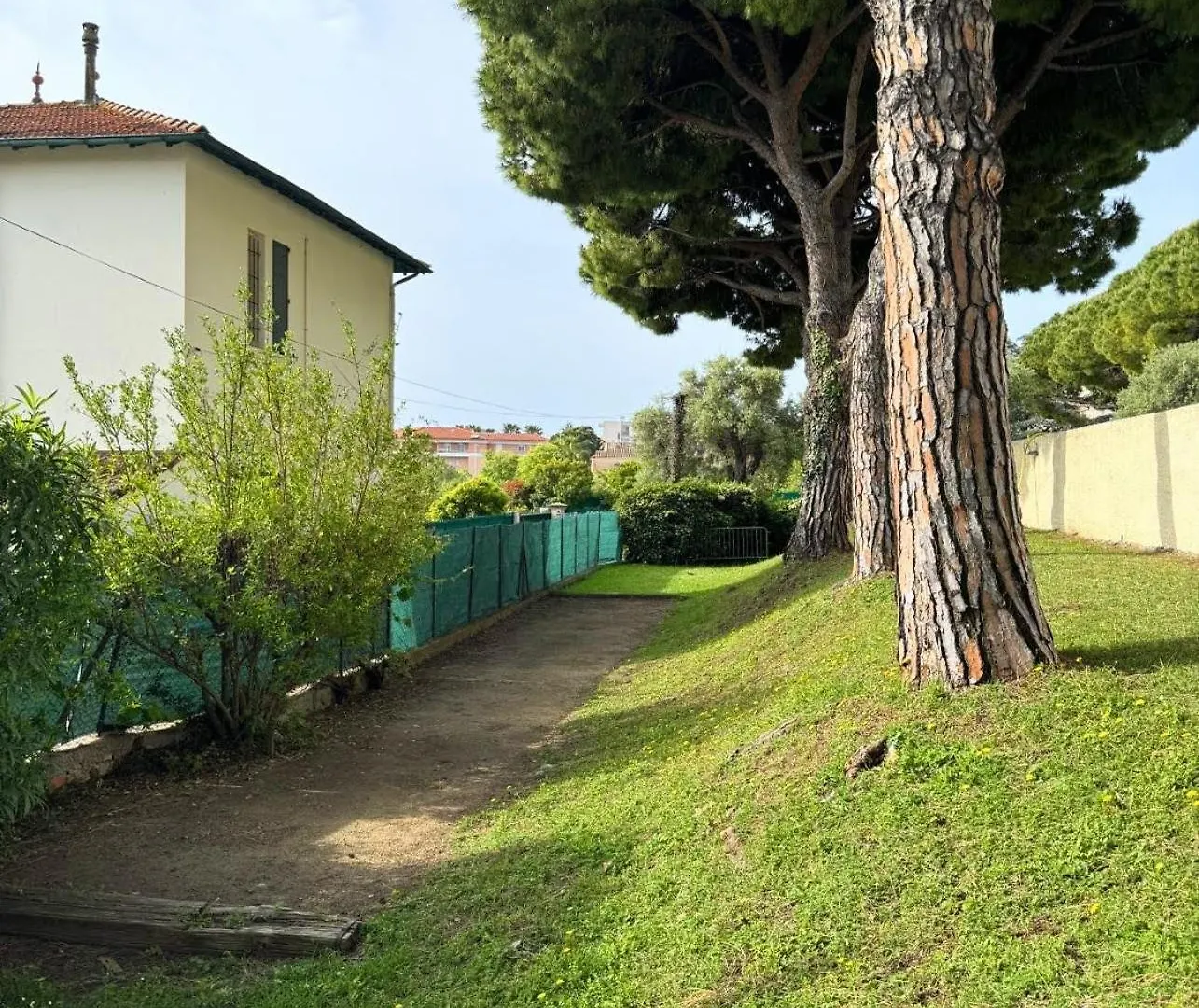 Superb Apartment In Provenzal Residence With Pool Antibes